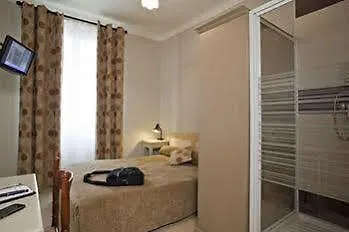 Hotel De Verdun Nizza 2*,